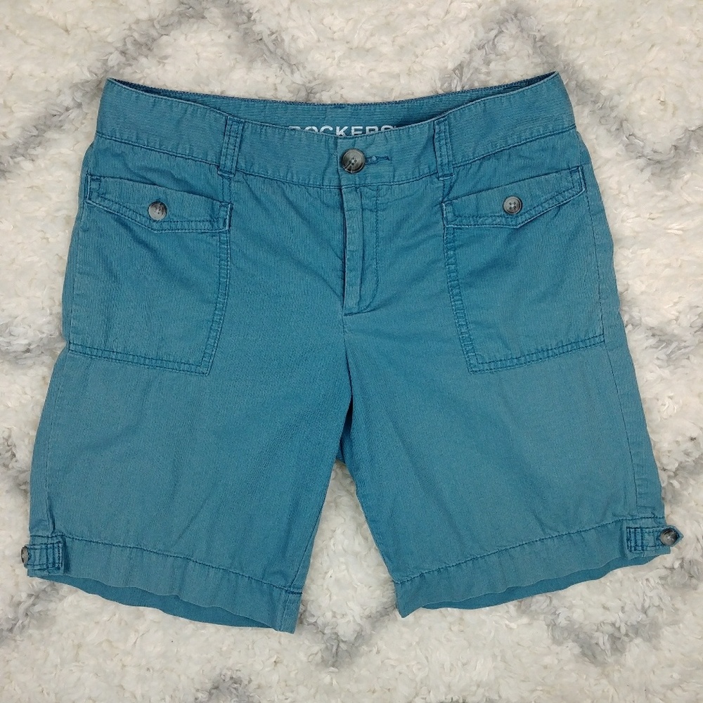 Docker's blue shorts size 8